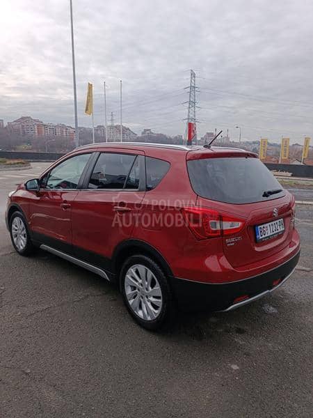 Suzuki SX4 S-Cross ELEGANCE 2WD MT
