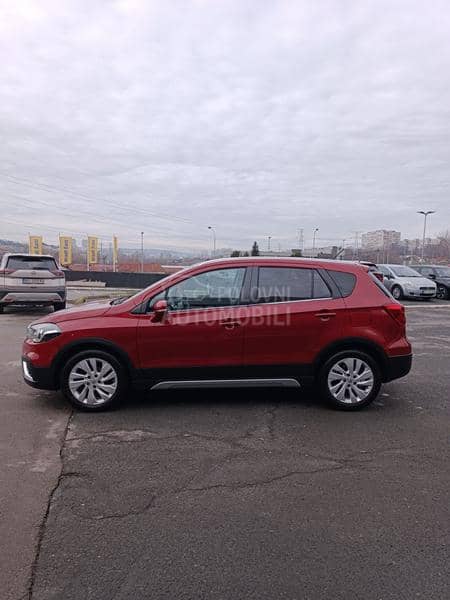 Suzuki SX4 S-Cross ELEGANCE 2WD MT