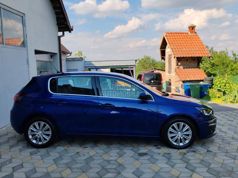 Peugeot 308 1.2 F U L L