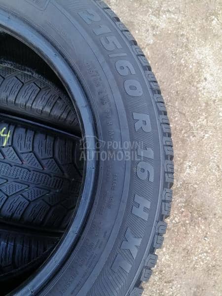 Semperit 215/60 R16 Zimska