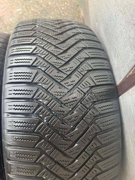 Laufenn 215/55 R17 Zimska