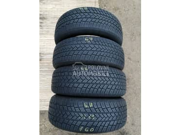Vredestein 205/60 R17 Zimska