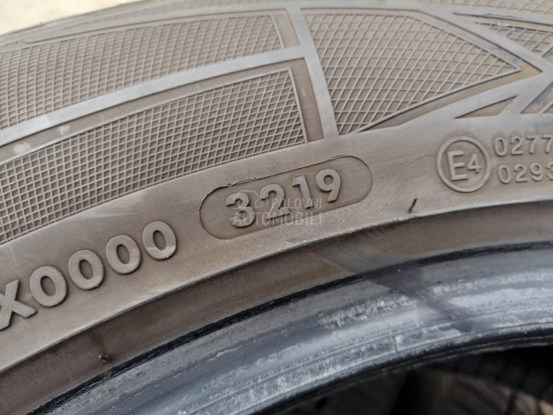 Vredestein 205/60 R17 Zimska