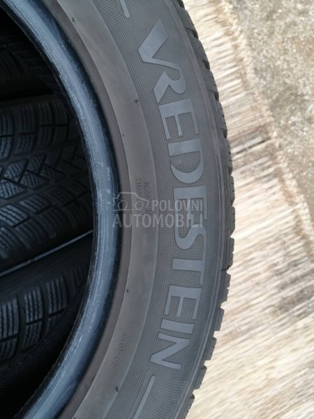 Vredestein 205/60 R17 Zimska