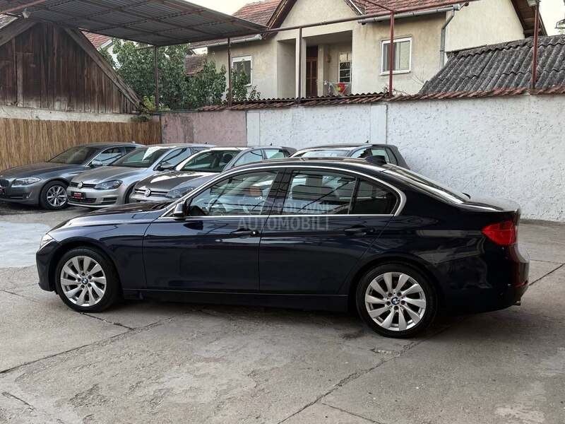BMW 320 