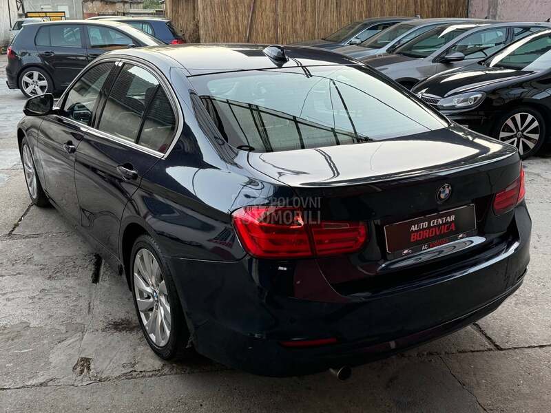 BMW 320 
