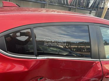 STAKLO za Mazda 3