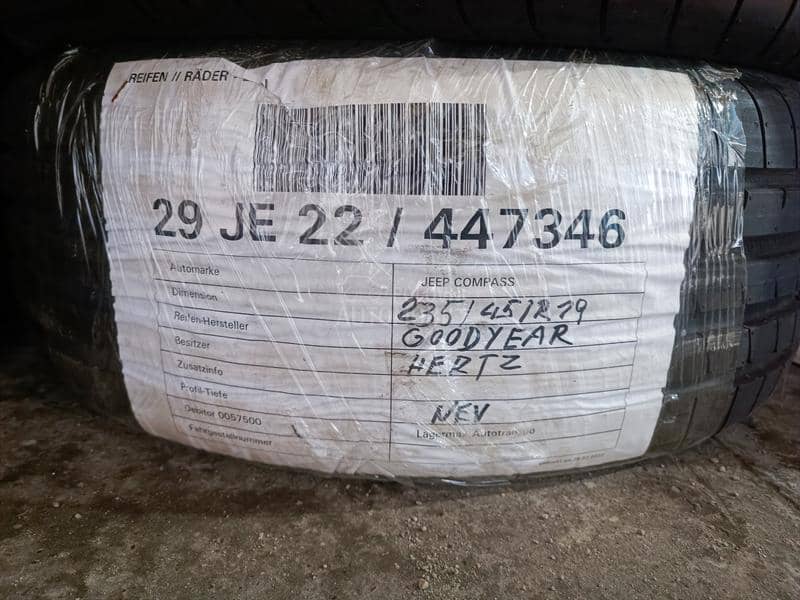 Michelin 235/45 R19 Letnja
