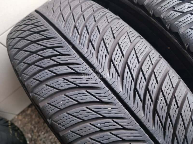 Michelin 225/60 R18 Zimska