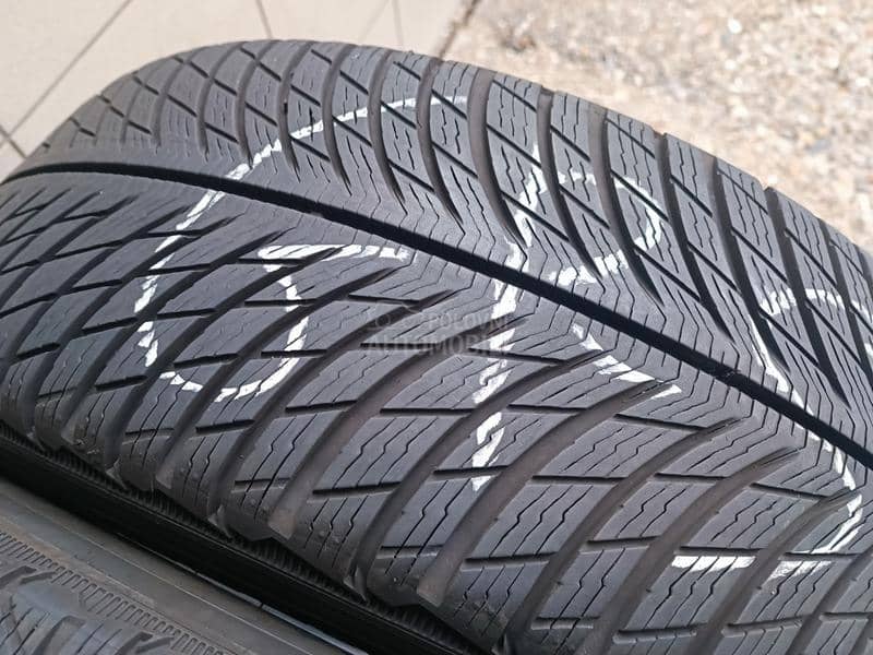 Michelin 225/60 R18 Zimska