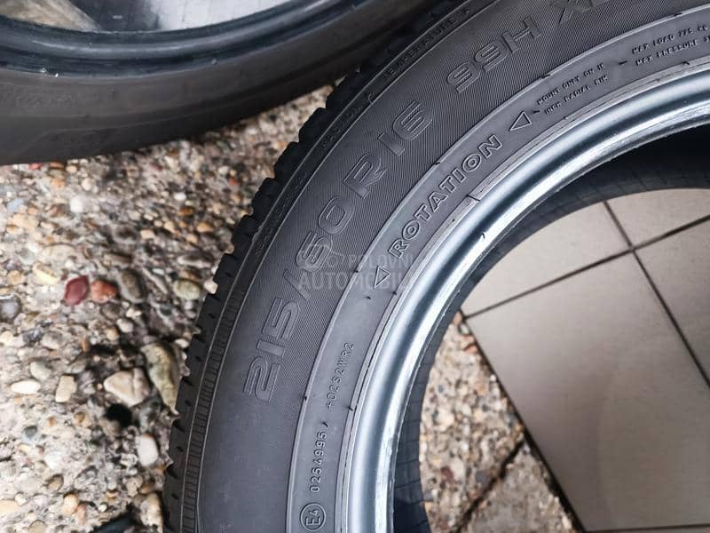 Nokian 215/60 R16 Zimska