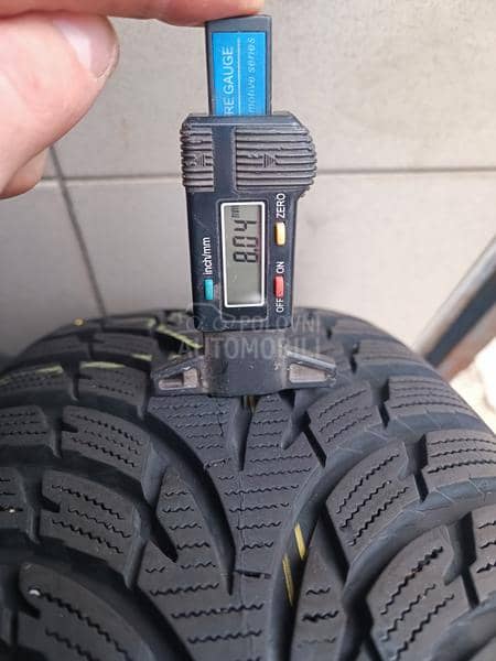 Nokian 215/60 R16 Zimska