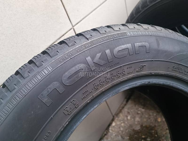 Nokian 215/60 R16 Zimska