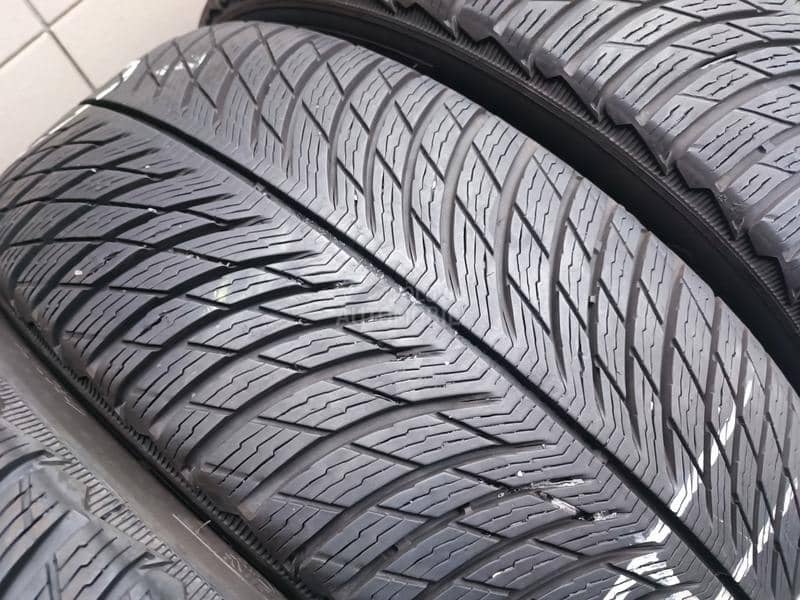 Michelin 235/55 R18 Zimska