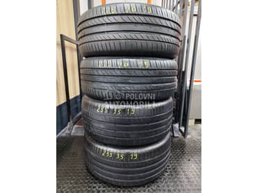 Continental 225/40 R19 Letnja
