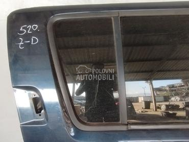 STAKLO za Nissan Pathfinder