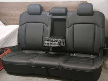 zadnja klupa za Ford Ranger