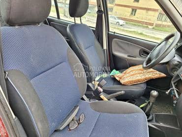 sedista za Citroen Saxo