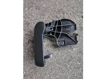 Ručica haube za Audi Q7 od 2006. do 2012. god.