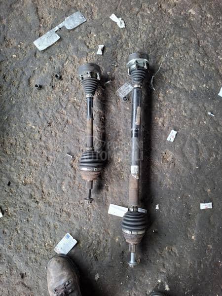 poluosovina poluosovine