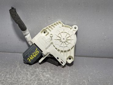 MOTORIC PODIZACA STAKLA za Audi Q3