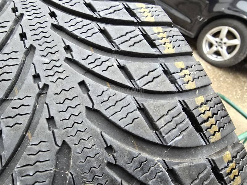 Michelin 225/60 R18 Zimska