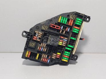 ELEKTRONIKA KUTIJA OSIGURACA za BMW Serija 5