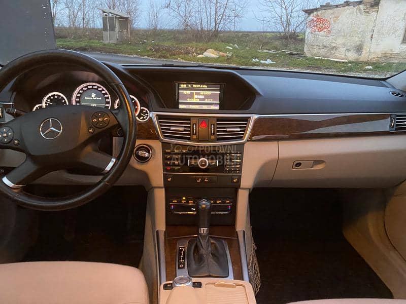 Mercedes Benz E 220 2.2 CDI