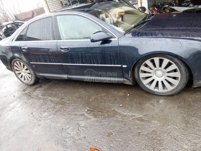 Audi A8 2005. god. -  kompletan auto u delovima