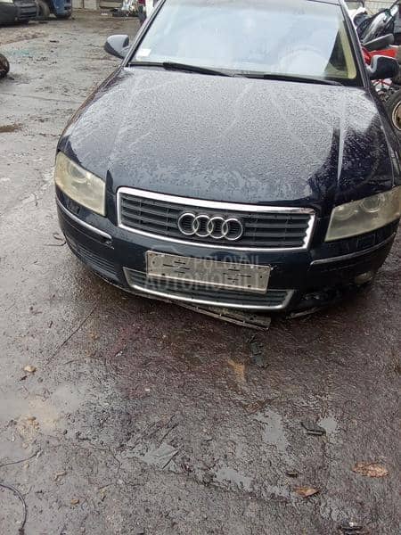 Audi A8 2005. god. -  kompletan auto u delovima