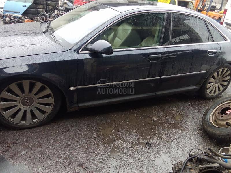 Audi A8 2005. god. -  kompletan auto u delovima
