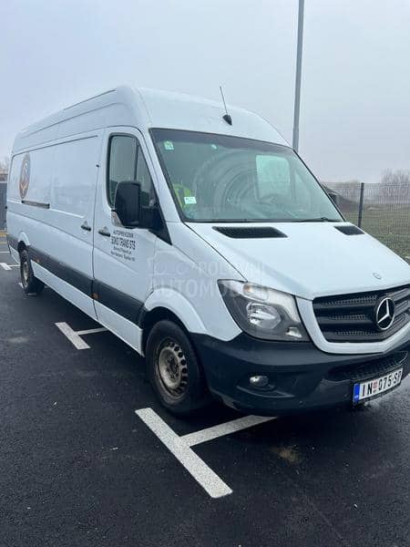 Mercedes Benz Sprinter 313