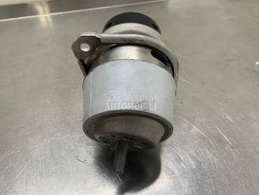 Nosač motora za Volkswagen Touareg