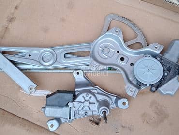 LEV.POD.PRED.VRATA za Toyota Yaris od 2012. do 2015. god.