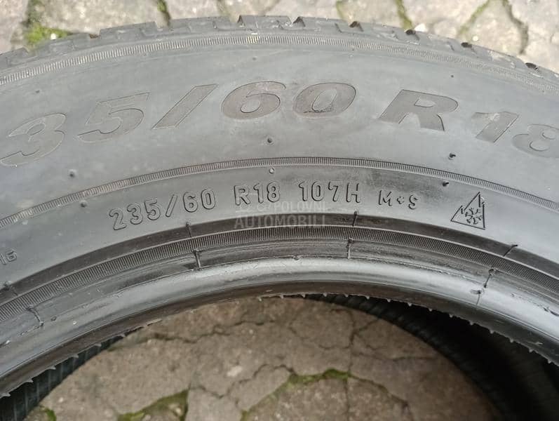 Pirelli 235/60 R18 Zimska