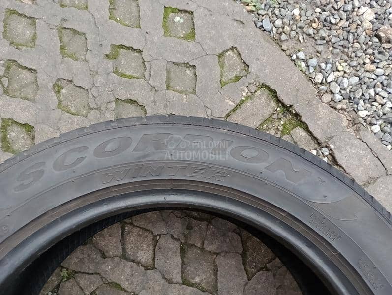 Pirelli 235/55 R19 Zimska
