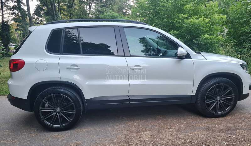 Volkswagen Tiguan 1.4 TFSI SPORT