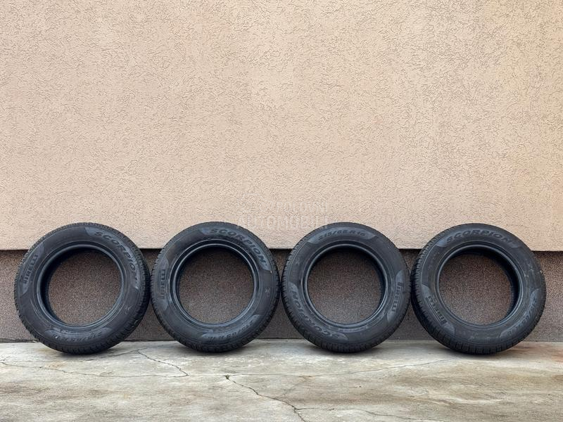 Pirelli 215/65 R16 Zimska
