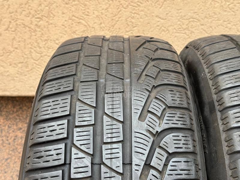 Pirelli 225/60 R17 Zimska