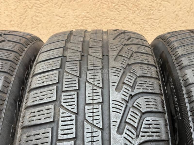 Pirelli 225/60 R17 Zimska