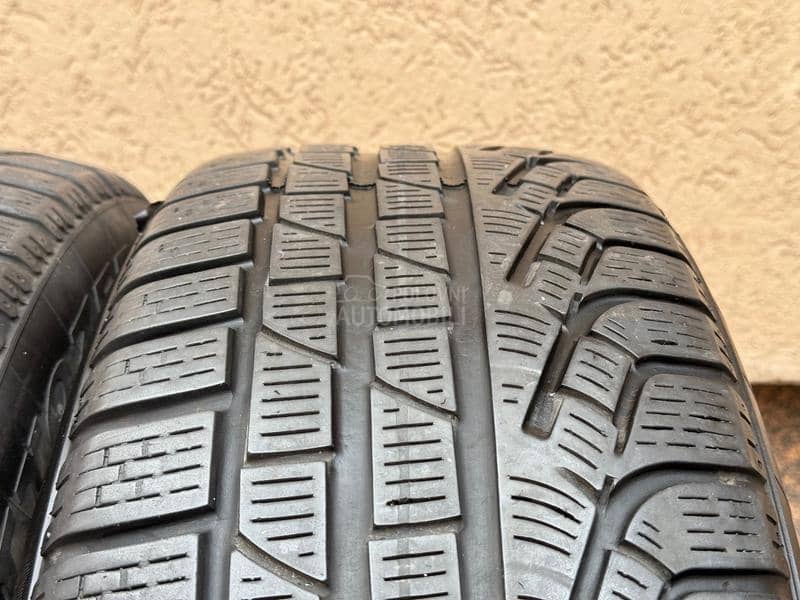 Pirelli 225/60 R17 Zimska