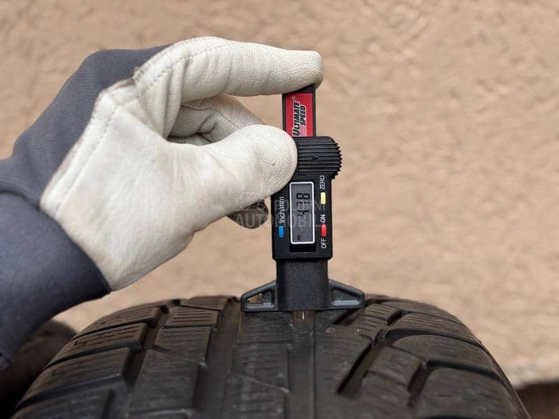 Pirelli 225/60 R17 Zimska