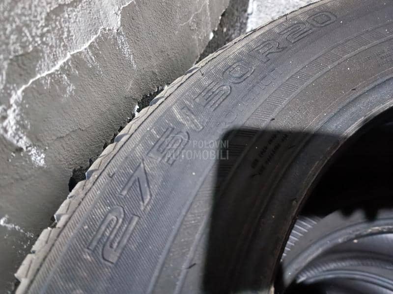 Nokian 275/50 R20 Zimska