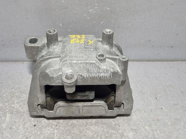 NOSAC MOTORA za Volkswagen Passat B6