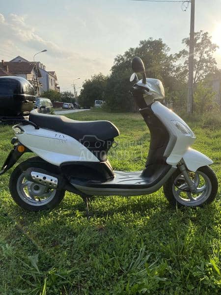 Piaggio FLY 50 2T