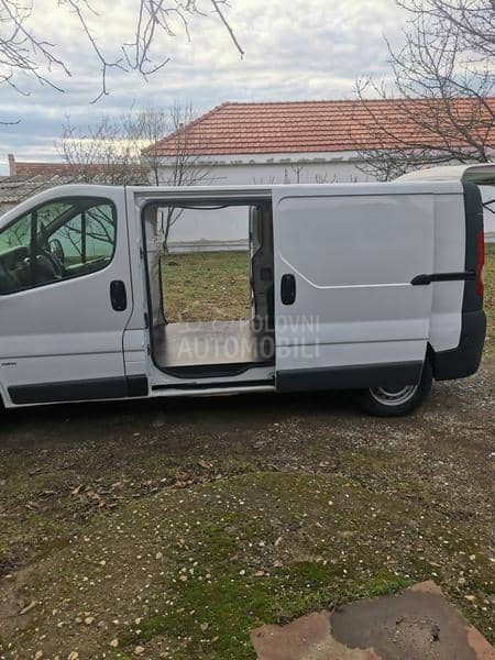 Opel Vivaro 