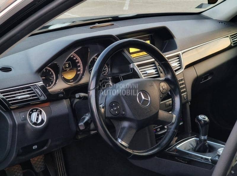 Mercedes Benz E 200 Avantgarde