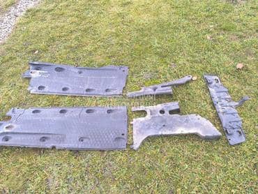 Plstike poda patosa za Volkswagen Passat B6, Passat B7, Passat CC