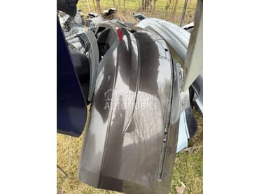 Branik za Volkswagen Passat CC od 2012. do 2018. god.