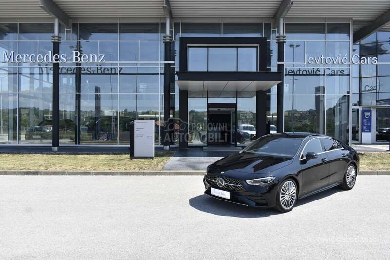 Mercedes Benz CLA 180 AMG